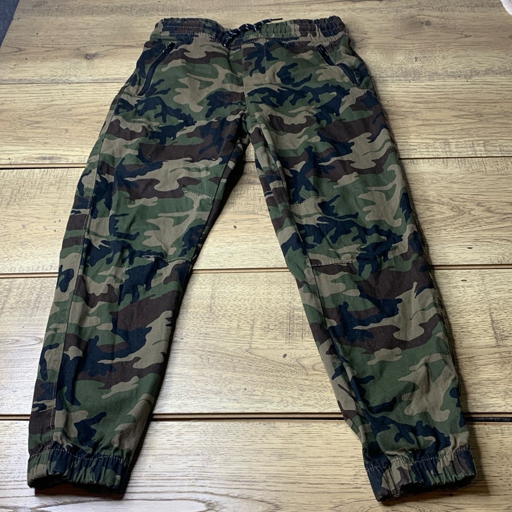 Youth Tony Hawk Camo Joggers Size 14/16